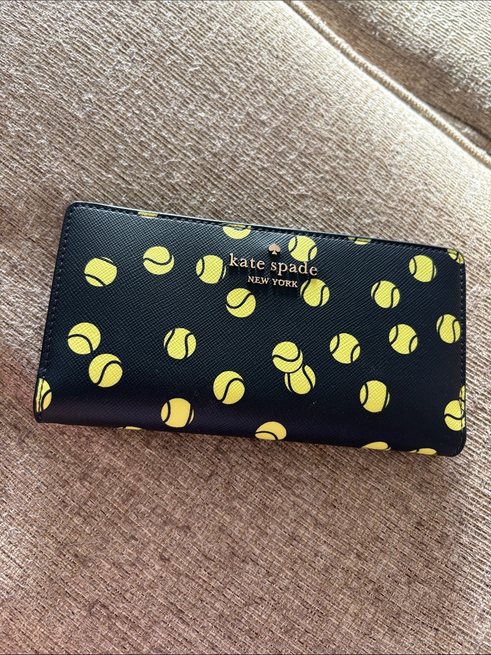 kate spade tennis toss large wallet